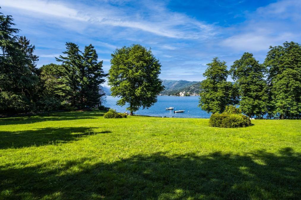 Residenza Al Lago San Maurizio D'opaglio Eksteriør billede